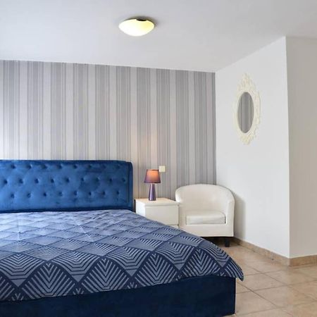 A Modern Bright Studio In The Center Of Castória Exterior foto